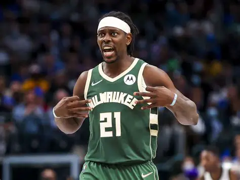 Jrue Holiday: Ang Matatag na Depensa at Ang Ebolusyon ng Isang Champion sa NBA