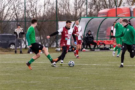 Pogoń Grodzisk – Ruch Chorzów: Analiza Meczu, Statystyki i Kluczowe Momentu